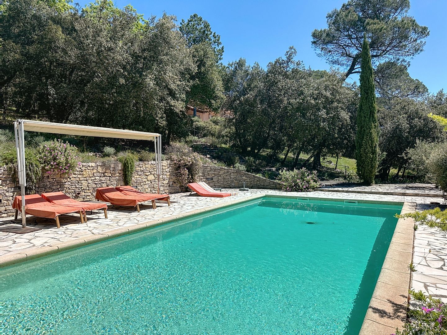 Maison à vendre  - 170m2 - Saint-antonin-du-var (83510)