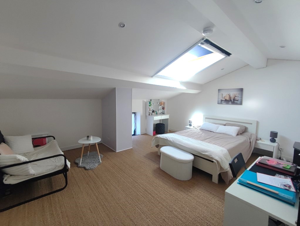 Maison à vendre  - 5 pièce(s) - 150m2 - Medis (17600)