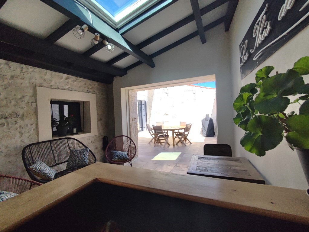 Maison à vendre  - 5 pièce(s) - 150m2 - Medis (17600)