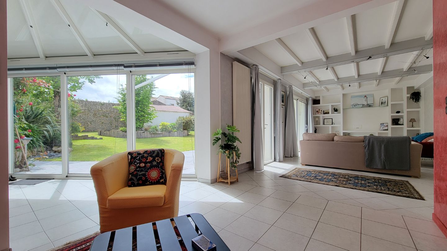 Maison à vendre  - 9 pièce(s) - 230m2 - Challans (85300)