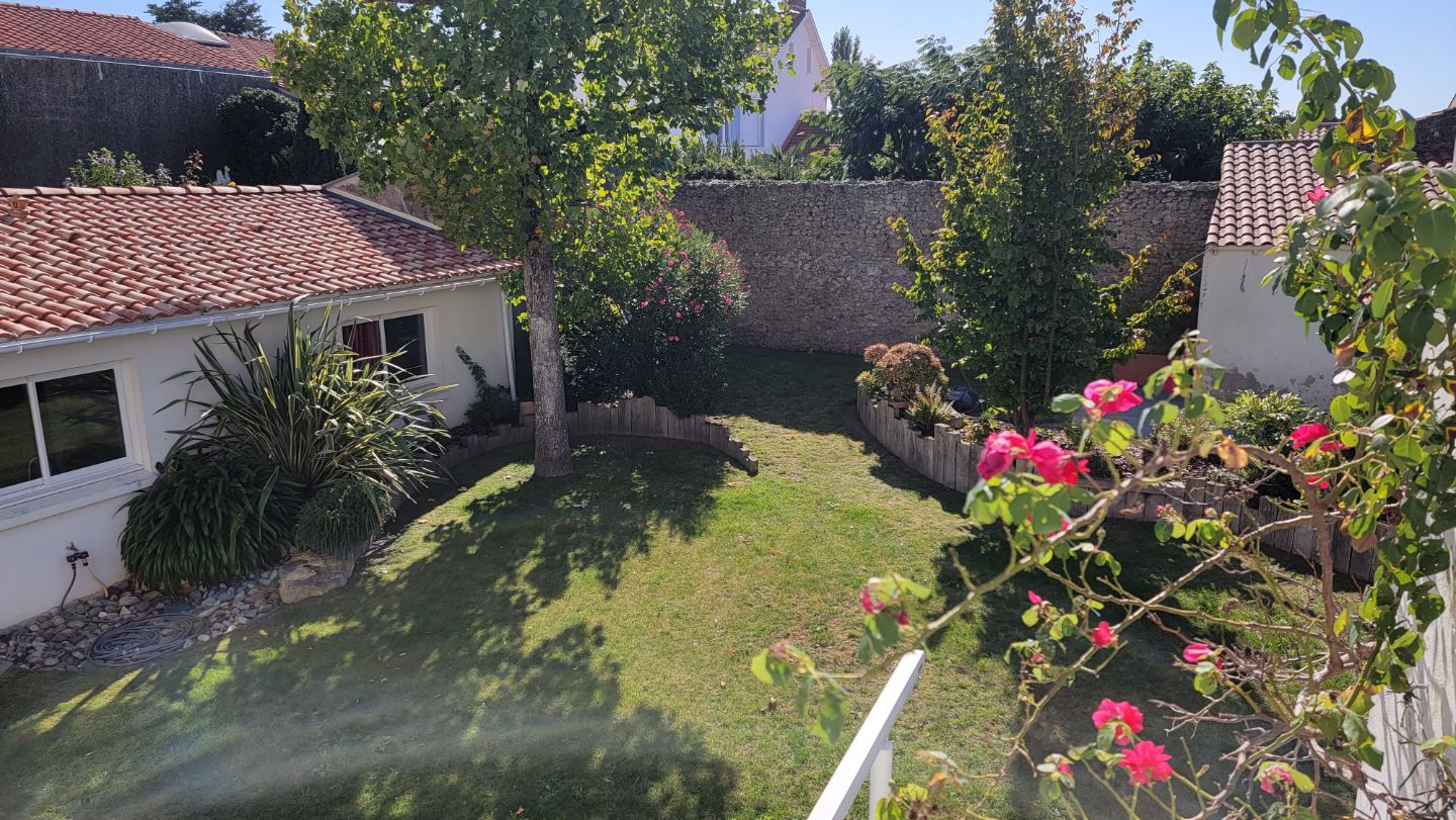 Maison à vendre  - 9 pièce(s) - 230m2 - Challans (85300)