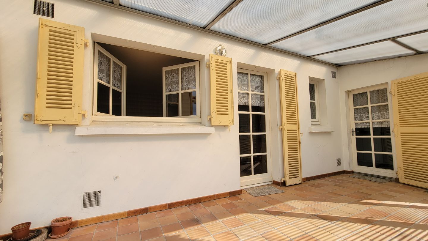 Maison à rénover à vendre  - 4 pièce(s) - 100m2 - Challans (85300)