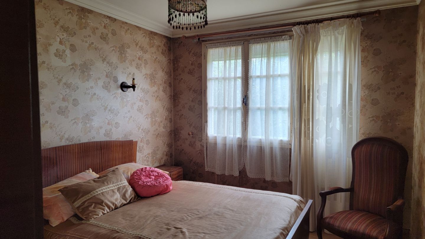 Maison à rénover à vendre  - 4 pièce(s) - 100m2 - Challans (85300)