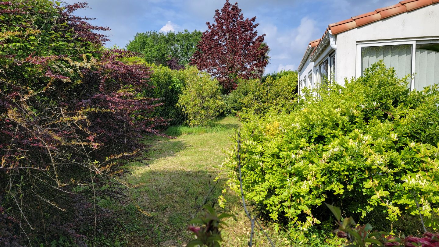 Maison à rénover à vendre  - 4 pièce(s) - 100m2 - Challans (85300)