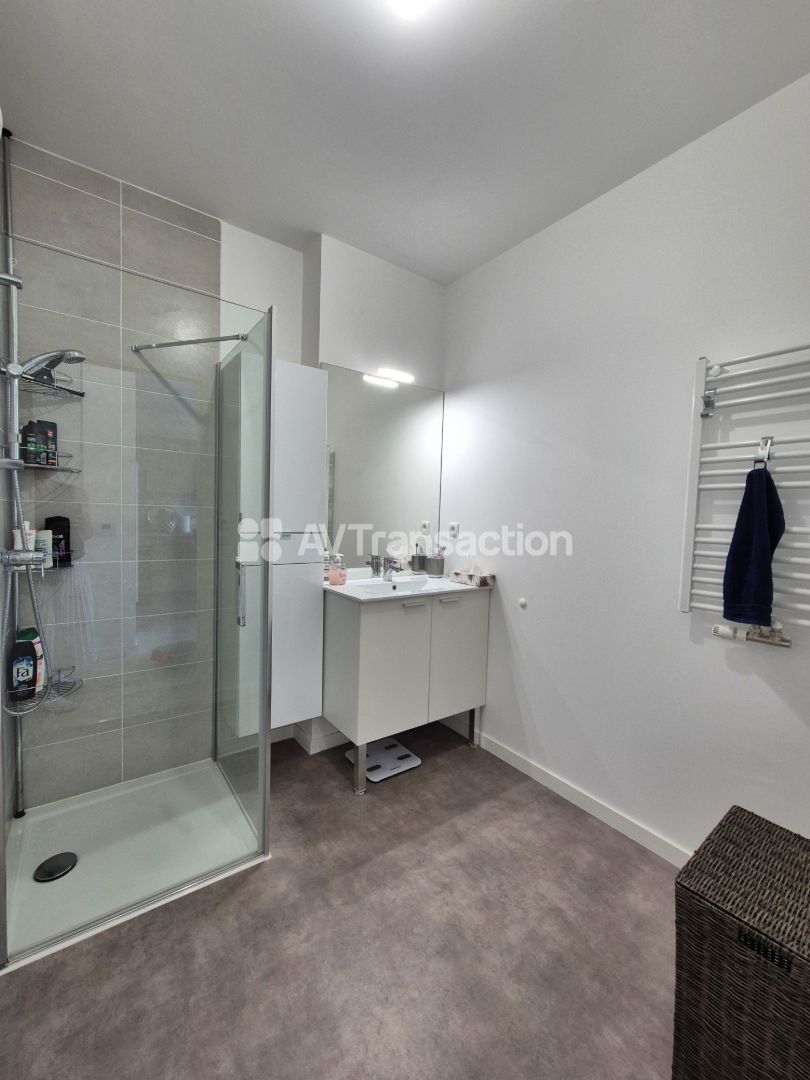 Appartement à vendre  - 2 pièce(s) - 40m2 - Lorgues (83510)