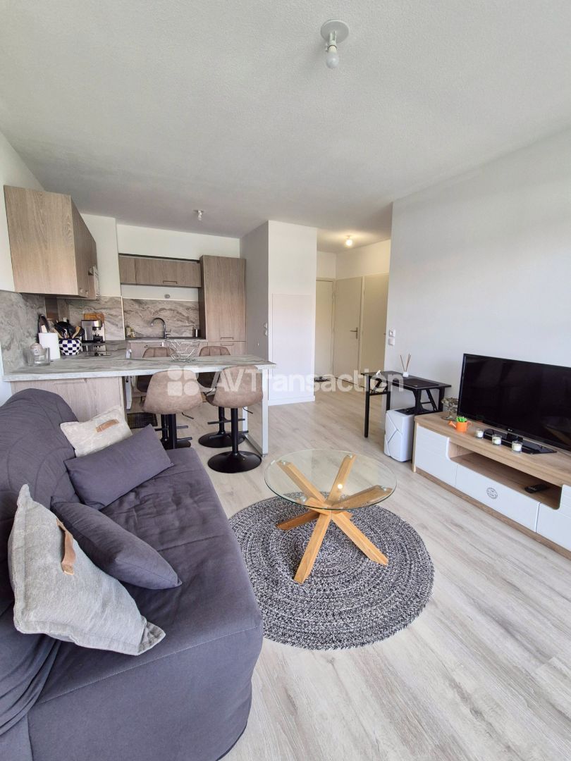 Appartement à vendre  - 2 pièce(s) - 40m2 - Lorgues (83510)