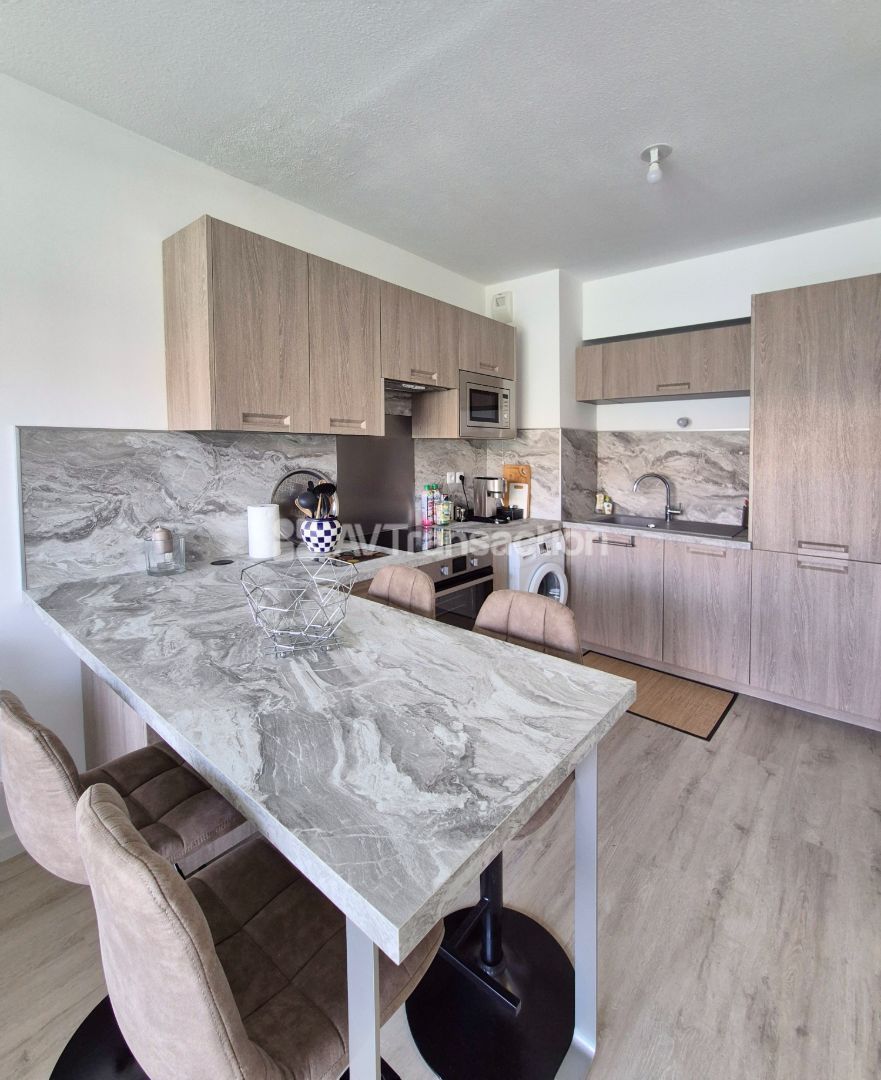 Appartement à vendre  - 2 pièce(s) - 40m2 - Lorgues (83510)