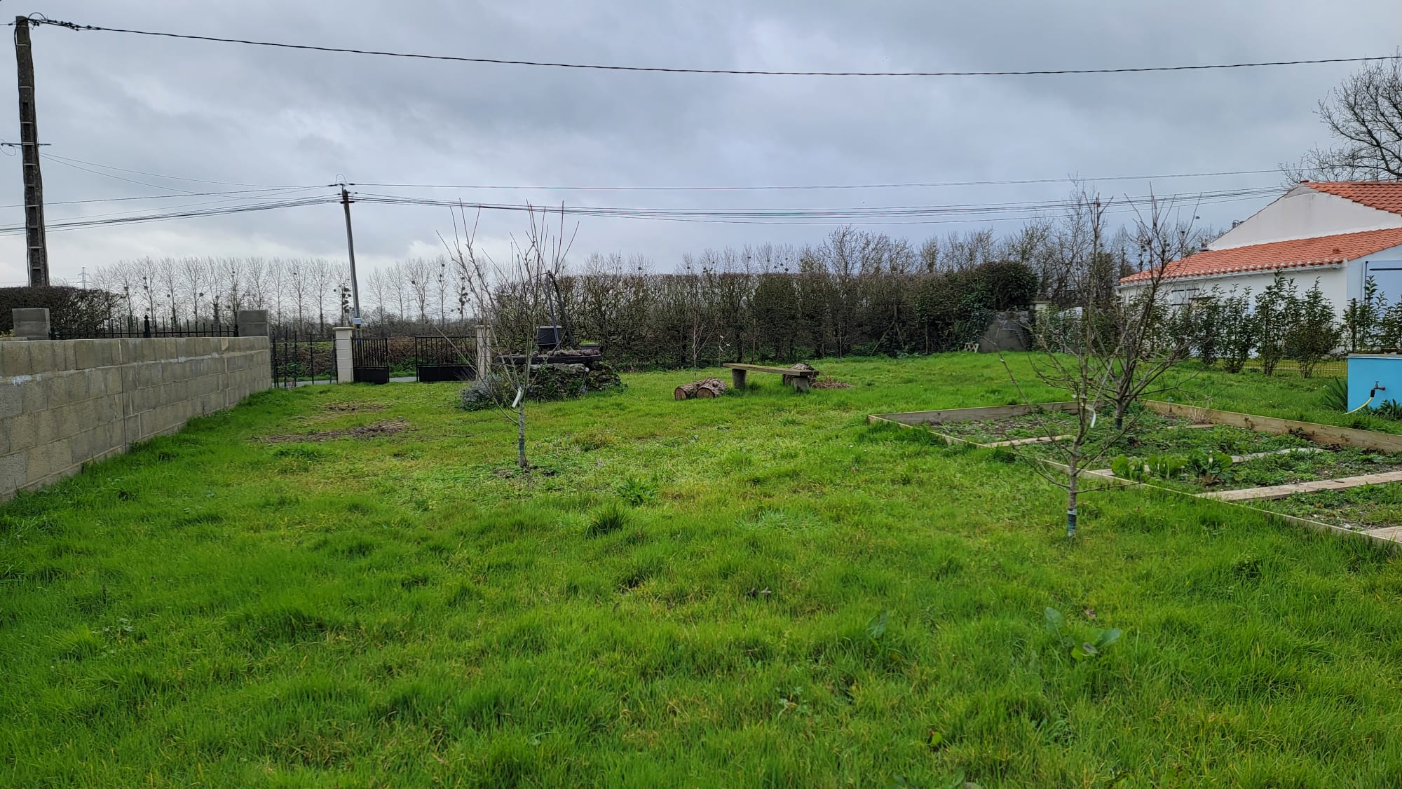 Terrain constructible à vendre  - 438m2 - La Garnache (85710)