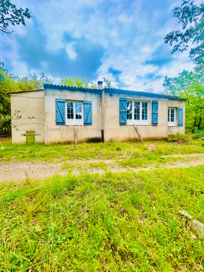 Maison à vendre  - 6 pièce(s) - 140m2 - Figanières (83830)