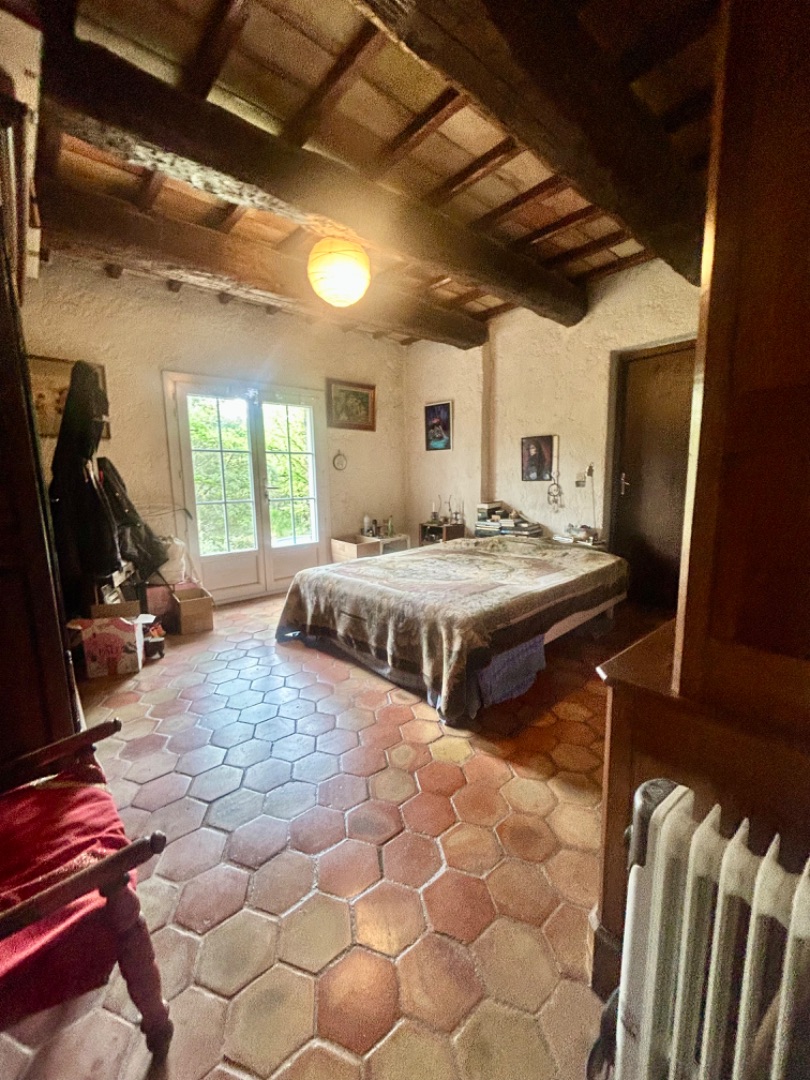 Maison à vendre  - 6 pièce(s) - 140m2 - Figanières (83830)