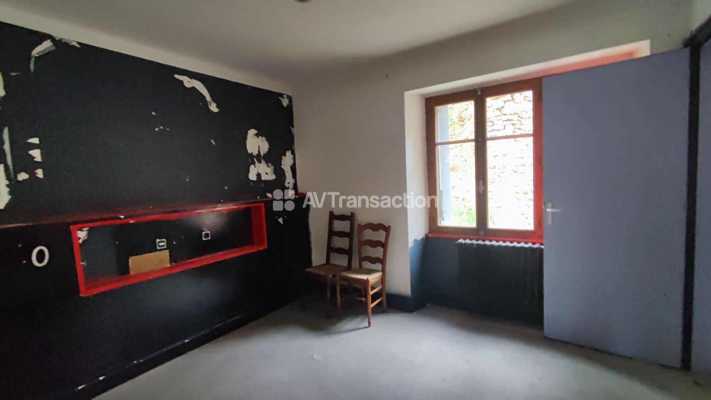 Maison à vendre  - 10 pièce(s) - 220m2 - Gy (70700)