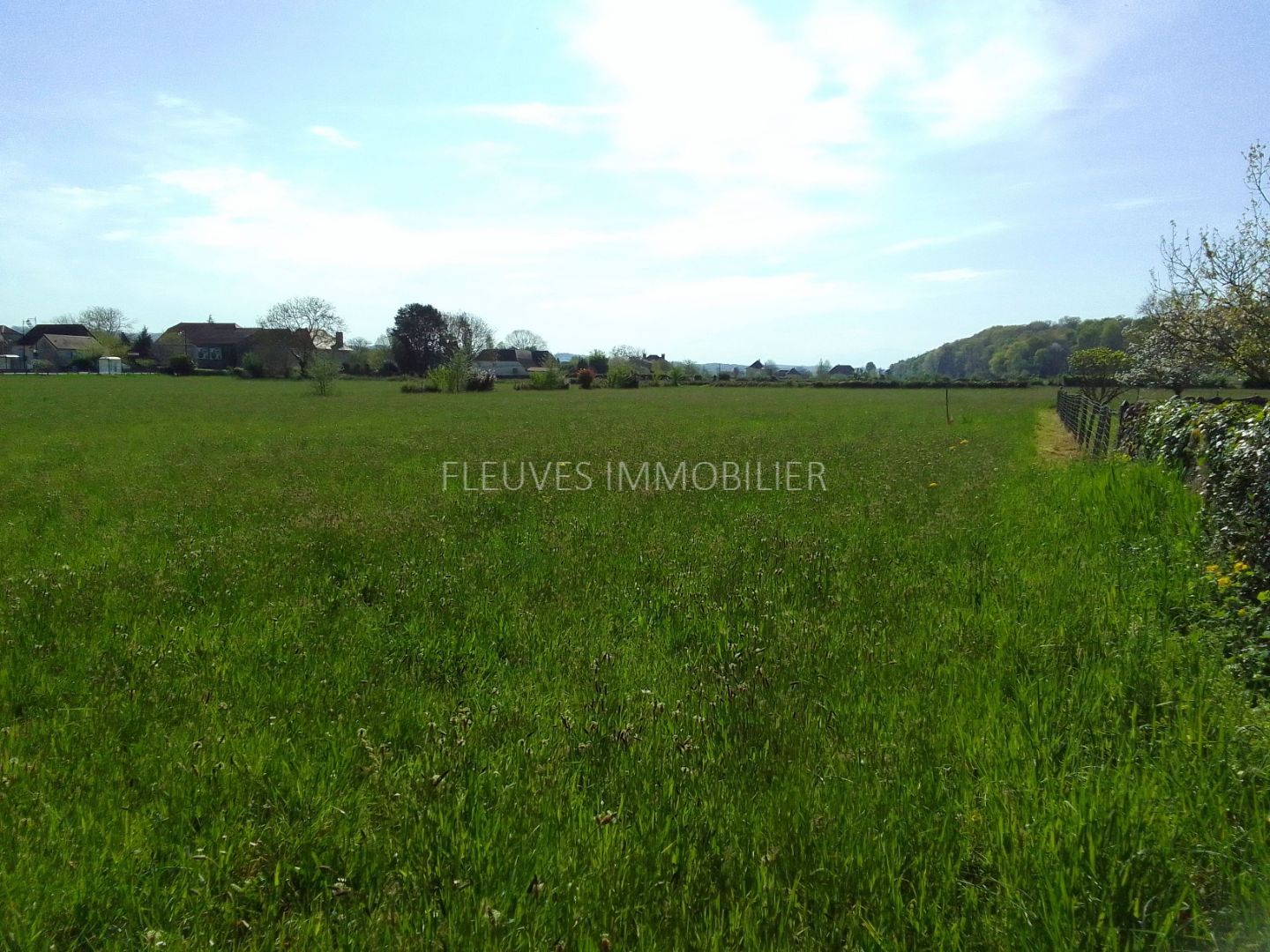 Terrain constructible à vendre  - 1031m2 - Navarrenx (64190)