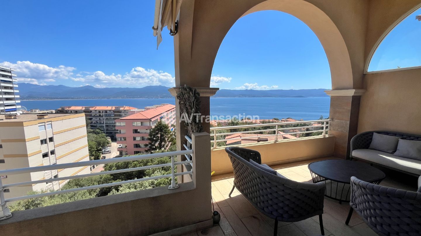 Appartement à vendre vue mer Ajaccio