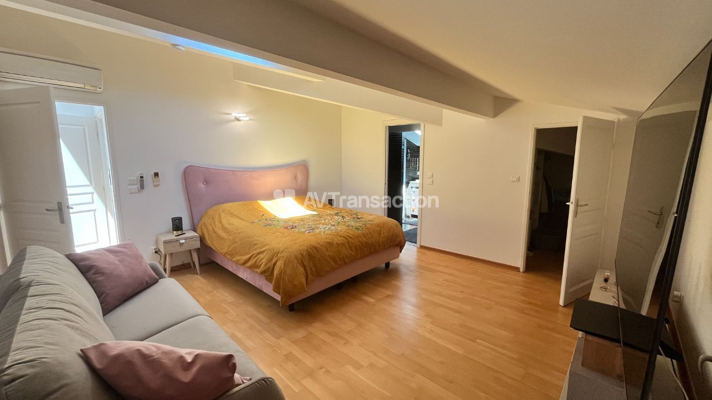 Ajaccio Parc Berthault Duplex d'exception à vendre avec vue me.
