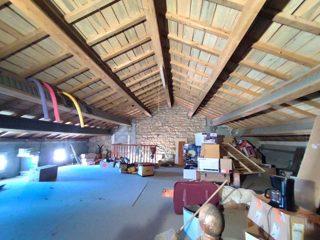 Maison à vendre  - 7 pièce(s) - 190m2 - Pons (17800)