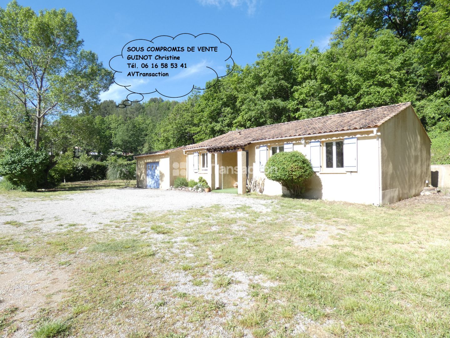 MONTFERRAT : Maison plain pied 4 pieces, jardin 1450 m2, garage