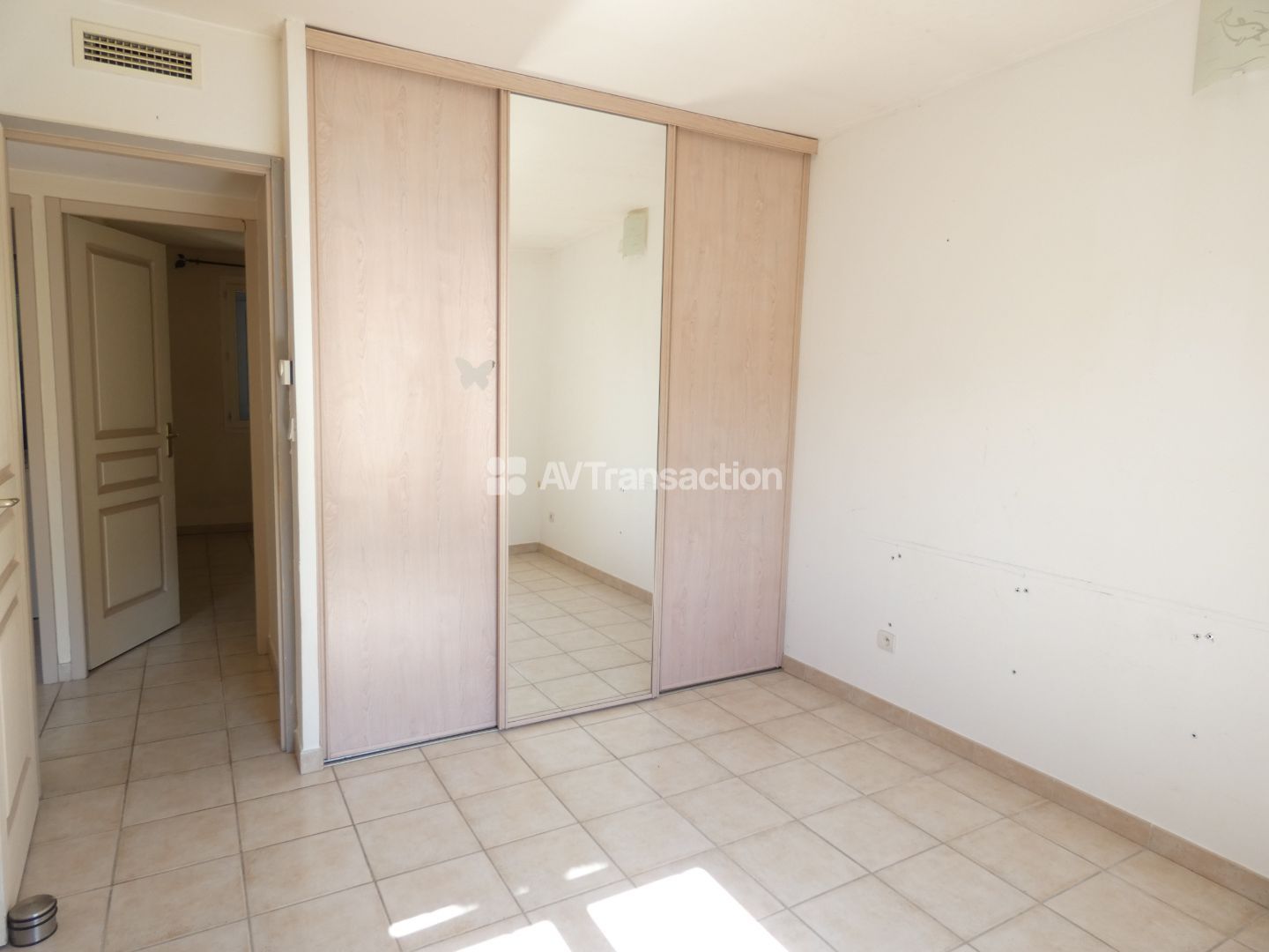 Maison à vendre  - 4 pièce(s) - 97m2 - Montferrat (83131)