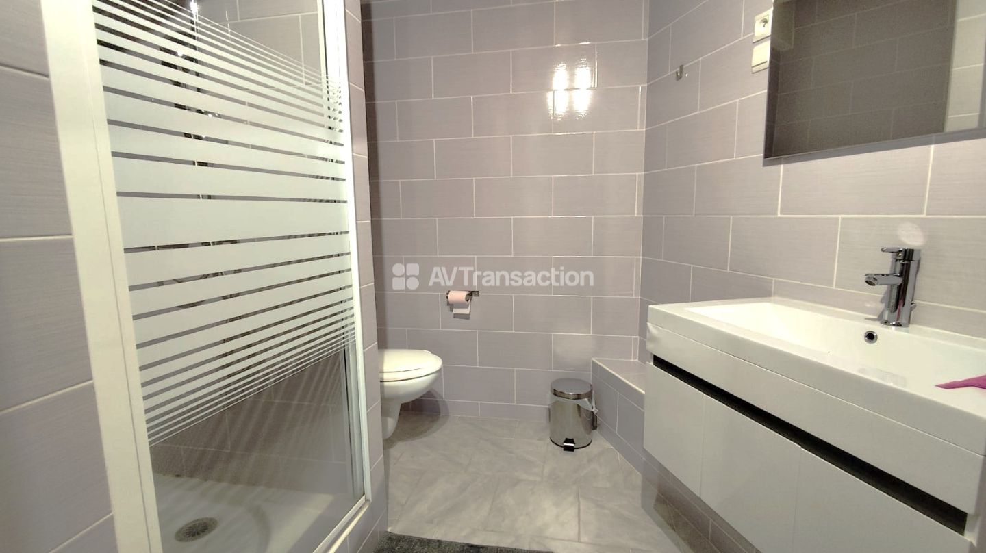 Maison à vendre  - 14 pièce(s) - 370m2 - Arlempdes (43490)