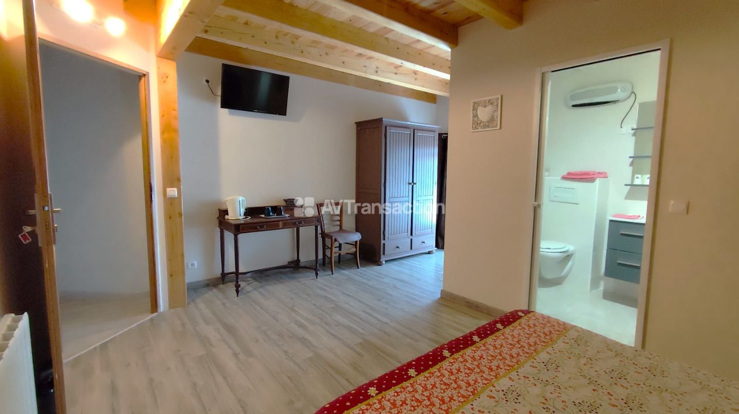 Maison à vendre  - 14 pièce(s) - 370m2 - Arlempdes (43490)