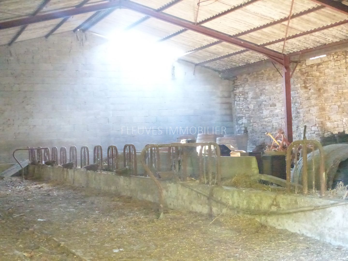 Ferme à vendre  - 11 pièce(s) - 649m2 - Bidache (64520)