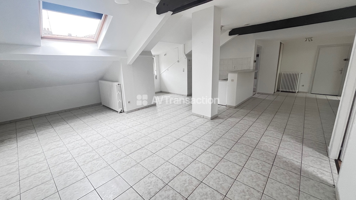 Beaux volumes pour ce T4 de 81 m² Carrez