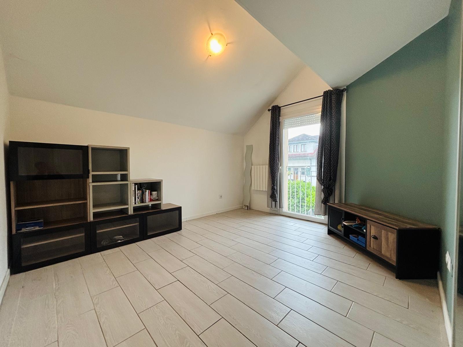À Vendre – Triplex T4 à Douvaine – 330 000 €