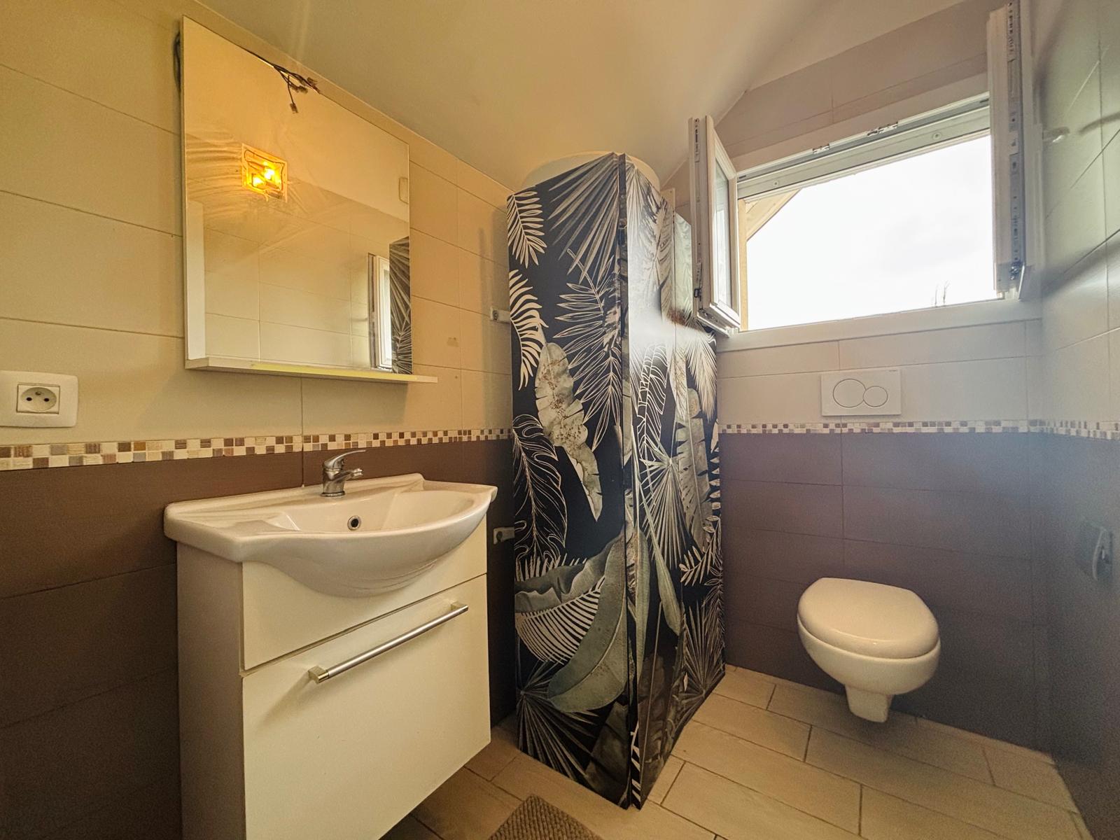 Appartement à vendre  - 4 pièce(s) - 102m2 - Douvaine (74140)