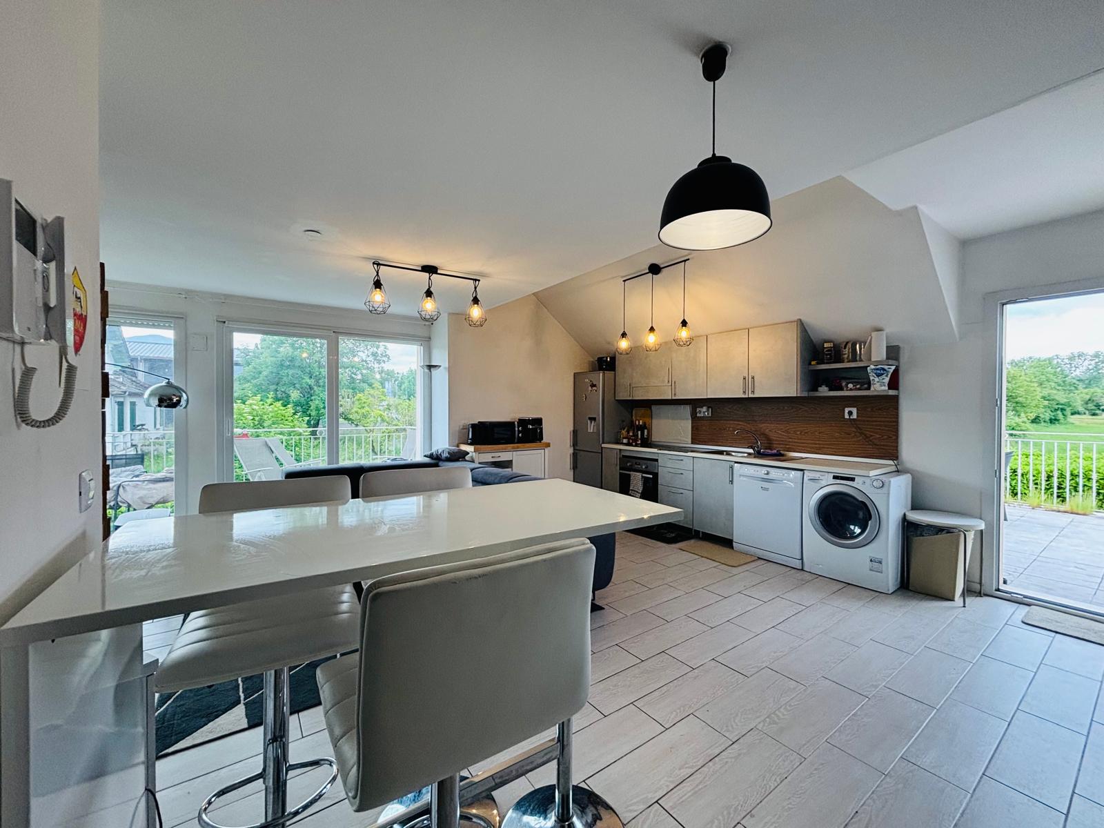 Appartement à vendre  - 4 pièce(s) - 102m2 - Douvaine (74140)