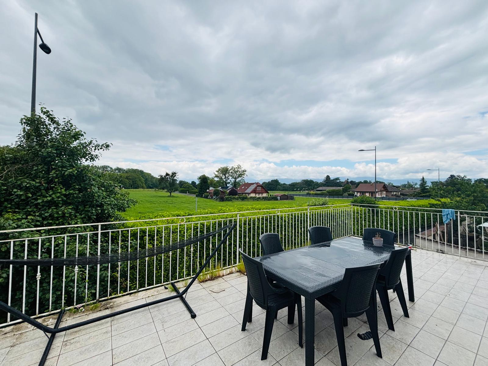 Appartement à vendre  - 4 pièce(s) - 102m2 - Douvaine (74140)