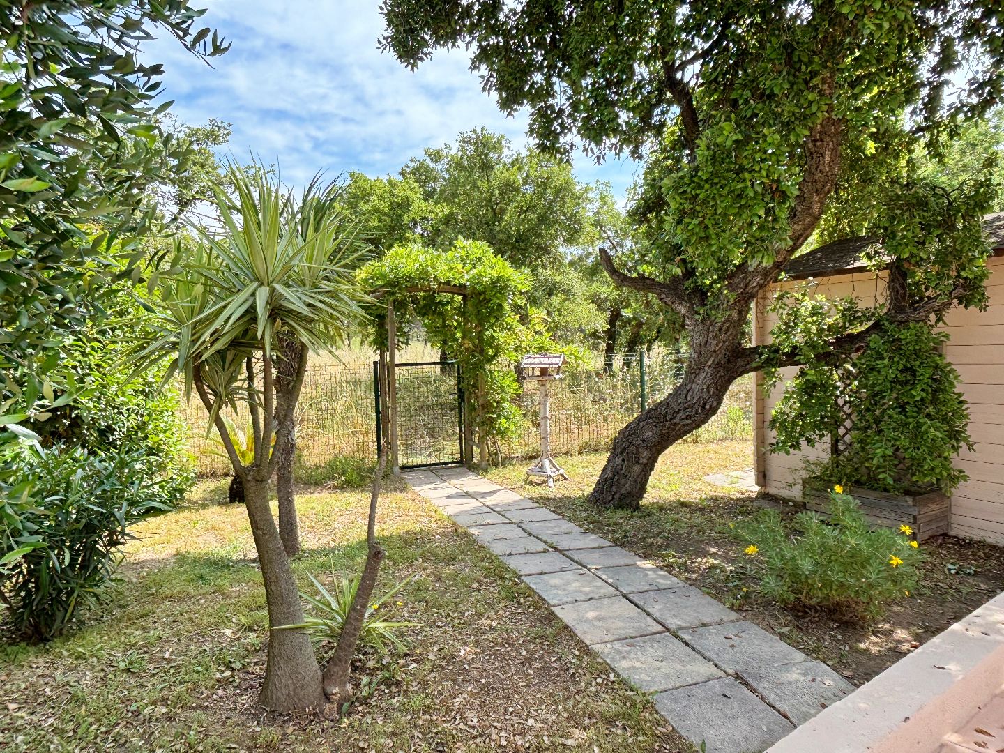 Maison à vendre  - 3 pièce(s) - 76m2 - Roquebrune-sur-argens (83520)