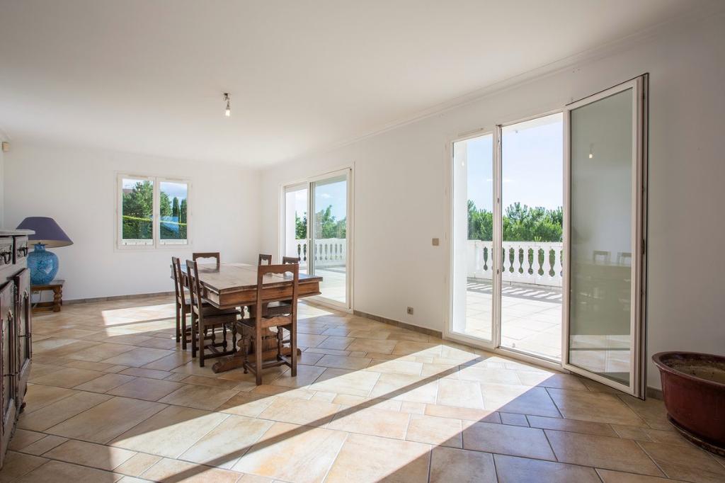  Superbe villa avec vue panoramique sur Genève et le lac 