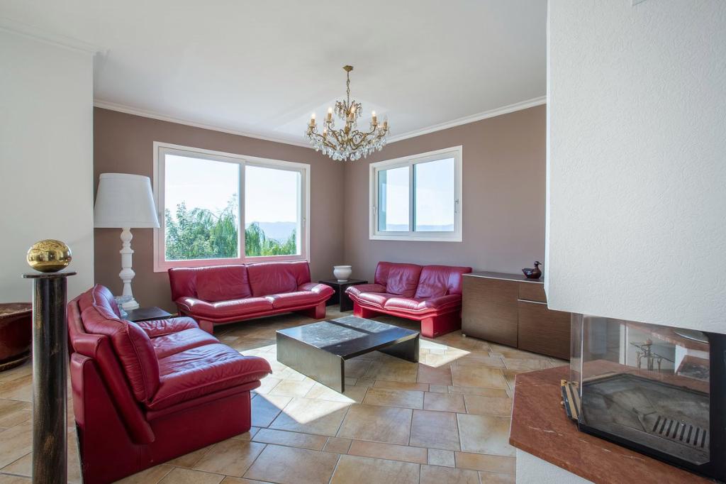 Villa à vendre  - 9 pièce(s) - 285m2 - Cranves-sales (74380)