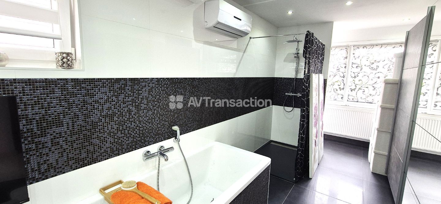 Maison à vendre  - 4 pièce(s) - 134m2 - Illkirch-graffenstaden (67400)