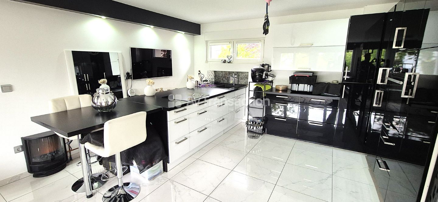 Maison à vendre  - 4 pièce(s) - 134m2 - Illkirch-graffenstaden (67400)