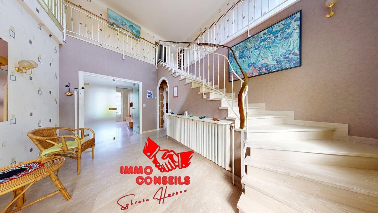 Maison à vendre  - 7 pièce(s) - 335m2 - Saint-clair-du-rhône (38370)