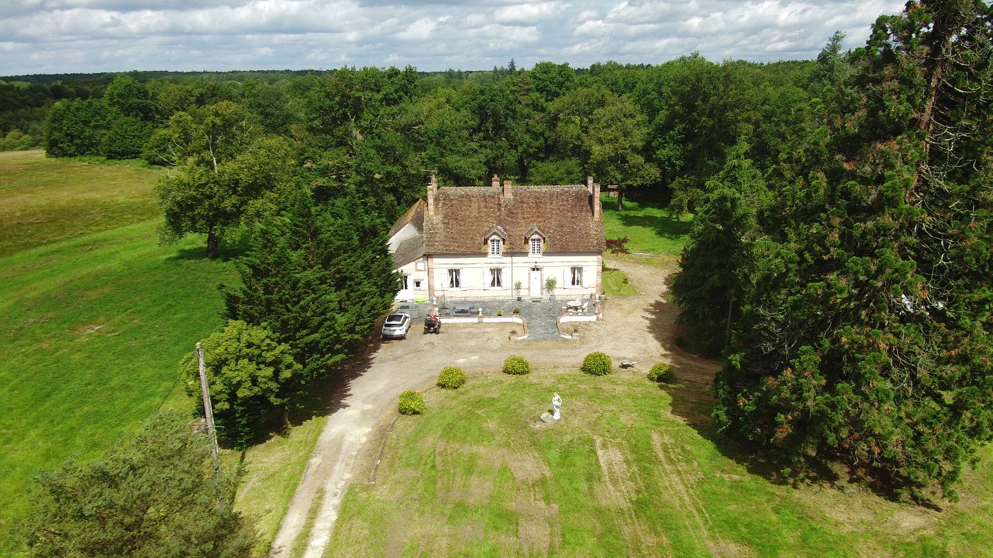 Maison de maître à vendre  - 15 pièce(s) - 267m2 - Romorantin-lanthenay (41200)