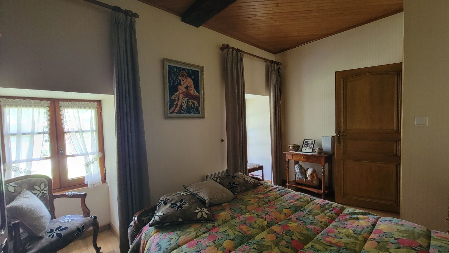 Maison à vendre  - 5 pièce(s) - 130m2 - La Garnache (85710)