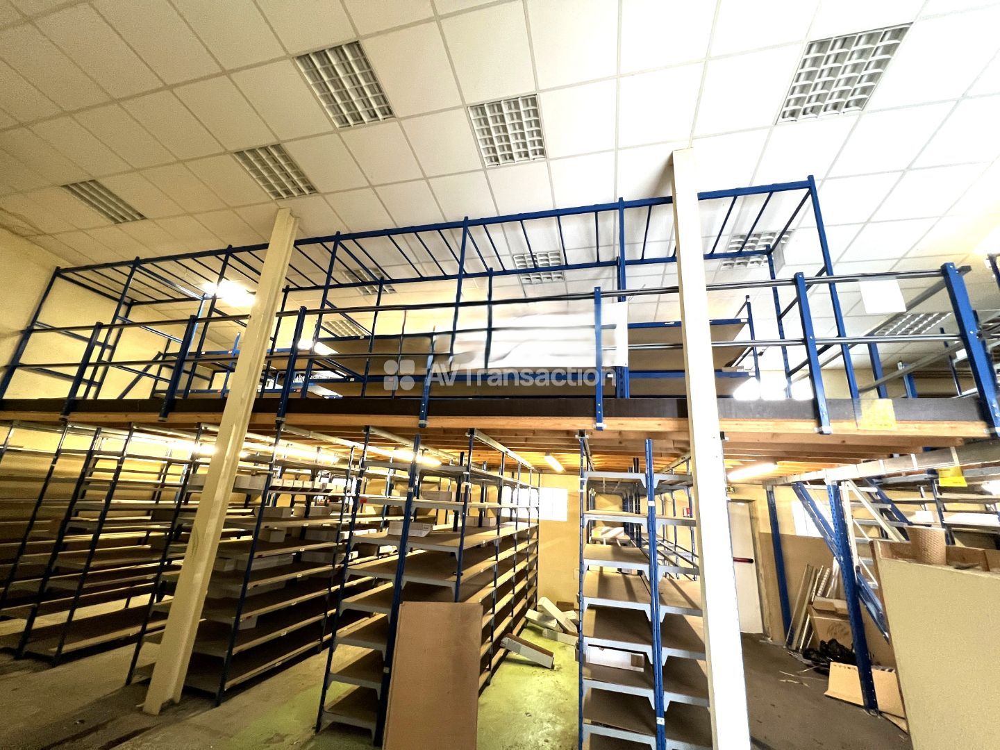 A vendre, Saint Germain en Laye ,78 , entrepot-local  467 m2 , 