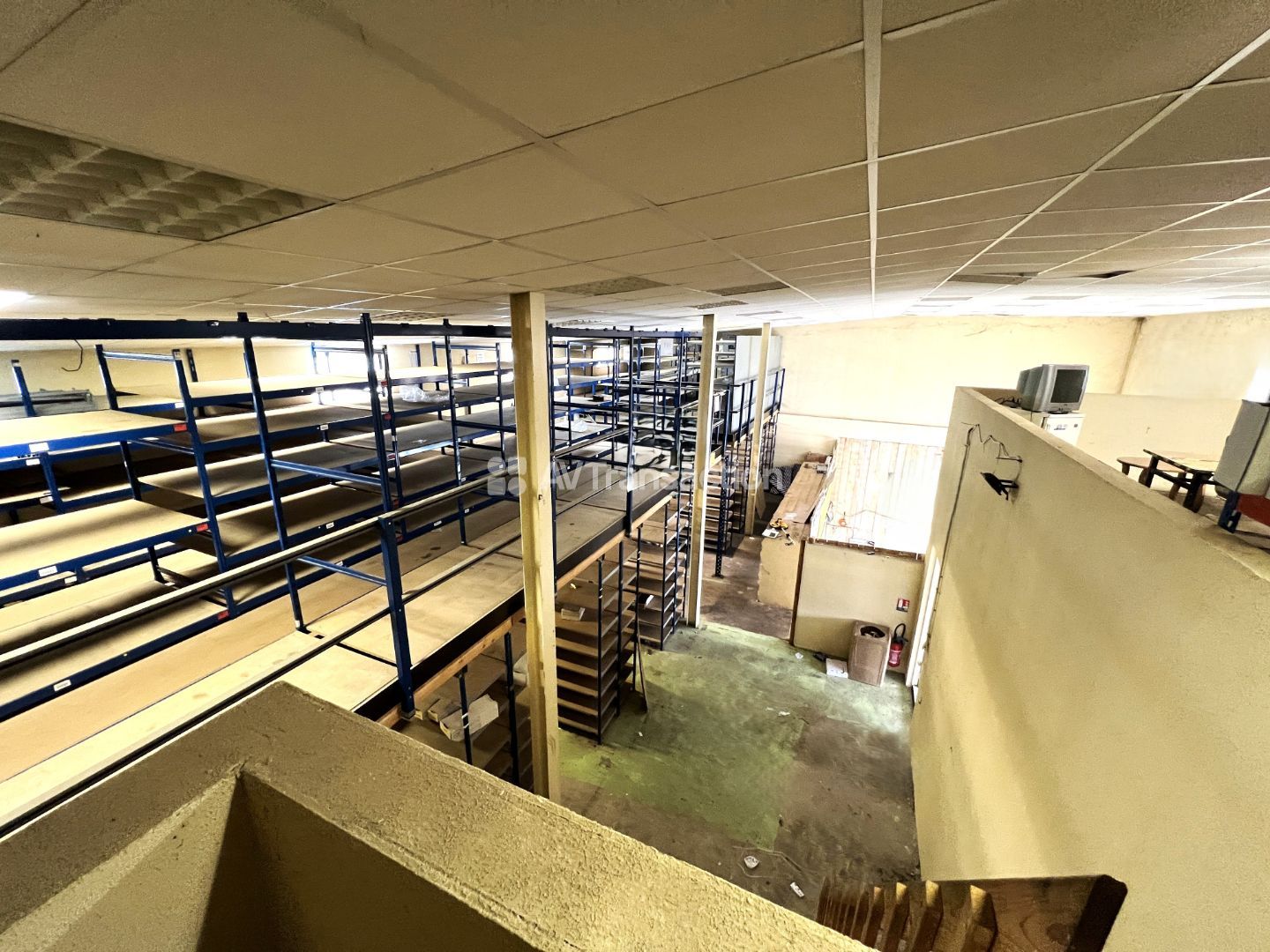 A vendre, Saint Germain en Laye ,78 , entrepot-local  467 m2 , 