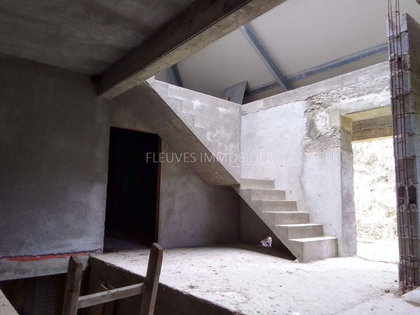 Maison à rénover à vendre  - 6 pièce(s) - 300m2 - Lucq-de-béarn (64360)