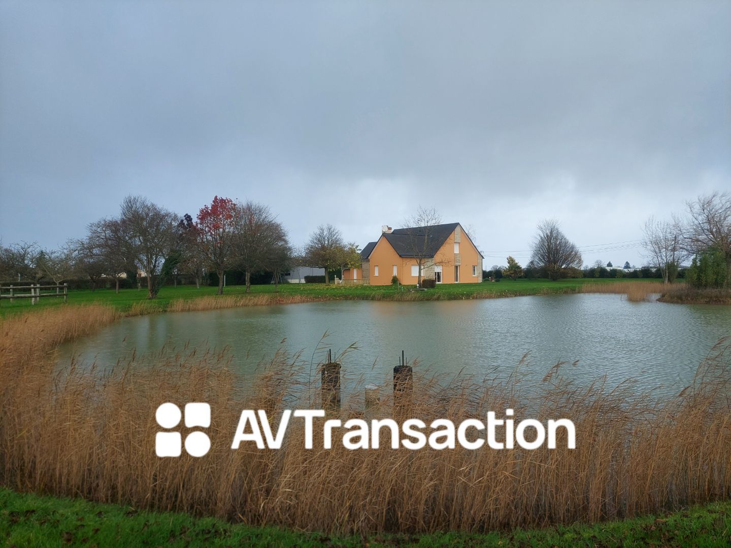 Maison de caractère à vendre  - 6 pièce(s) - 220m2 - Vaiges (53480)