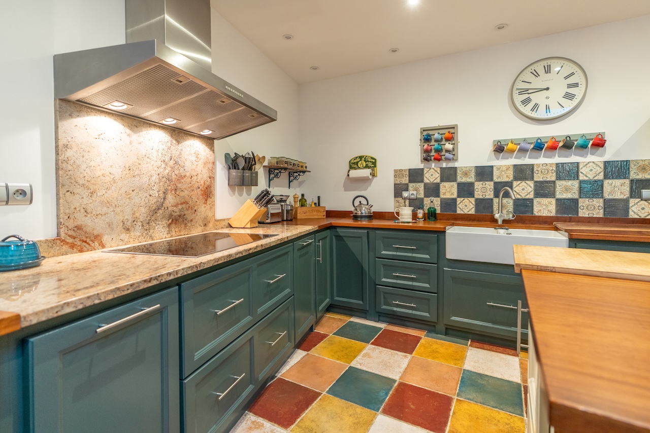 Maison de maître à vendre  - 8 pièce(s) - 280m2 - Caunes-minervois (11160)