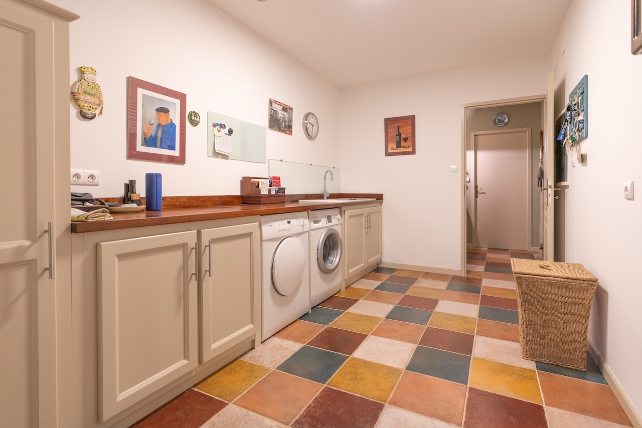 Maison de maître à vendre  - 8 pièce(s) - 280m2 - Caunes-minervois (11160)