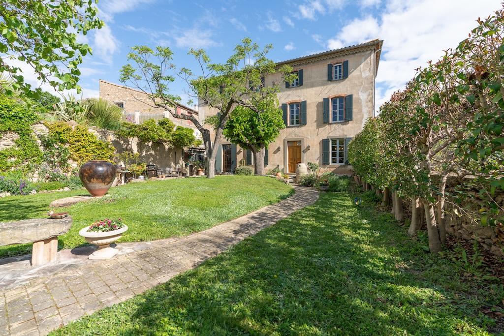 Maison de maître à vendre  - 8 pièce(s) - 280m2 - Caunes-minervois (11160)