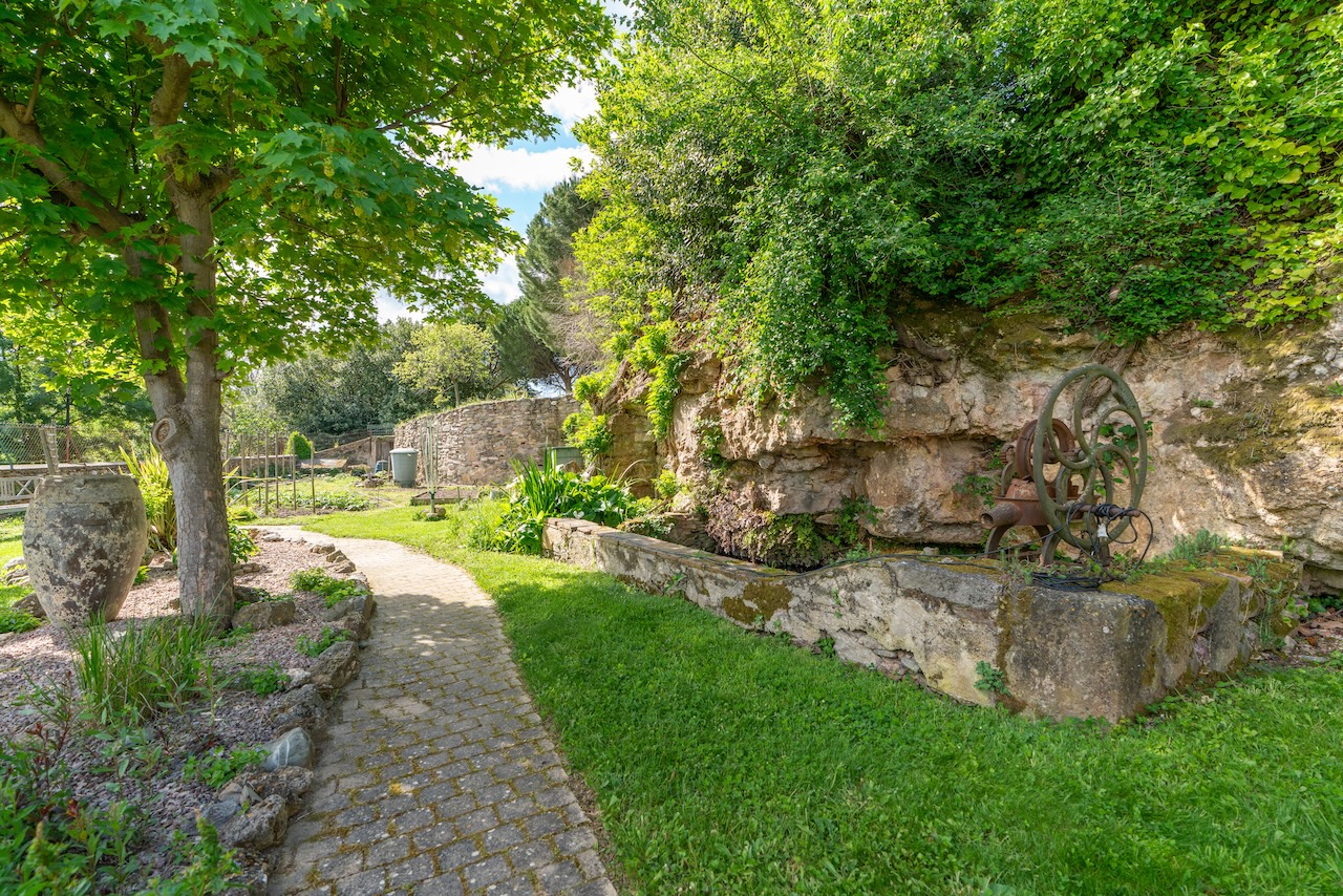 Maison de maître à vendre  - 8 pièce(s) - 280m2 - Caunes-minervois (11160)