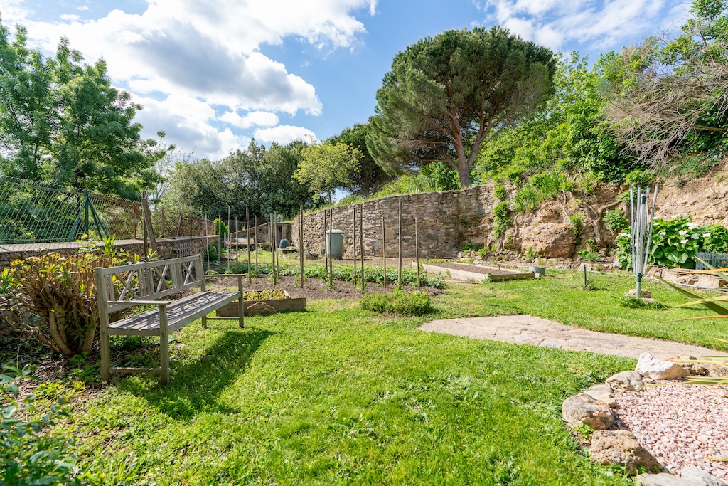 Maison de maître à vendre  - 8 pièce(s) - 280m2 - Caunes-minervois (11160)