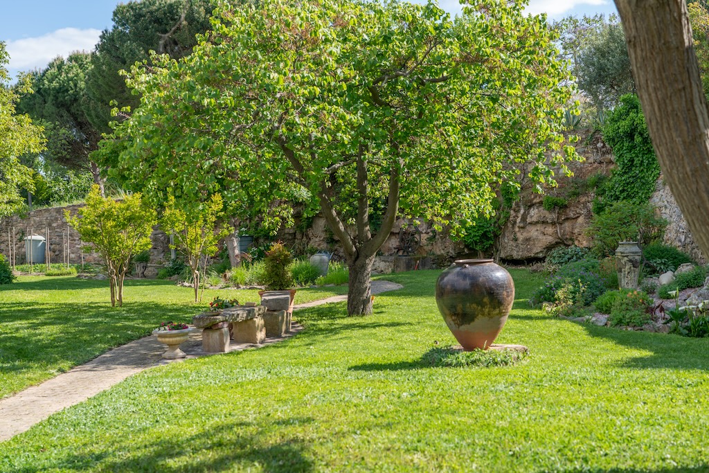 Maison de maître à vendre  - 8 pièce(s) - 280m2 - Caunes-minervois (11160)