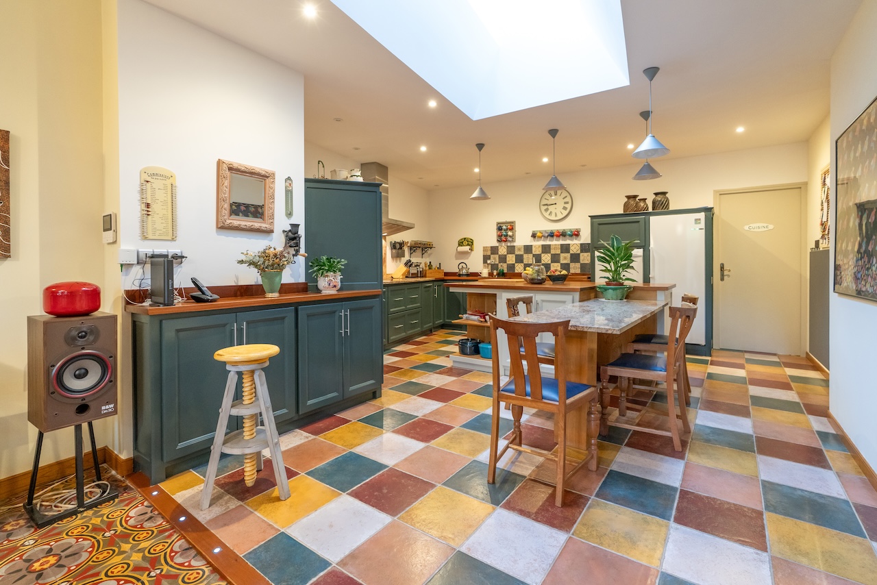 Maison de maître à vendre  - 8 pièce(s) - 280m2 - Caunes-minervois (11160)