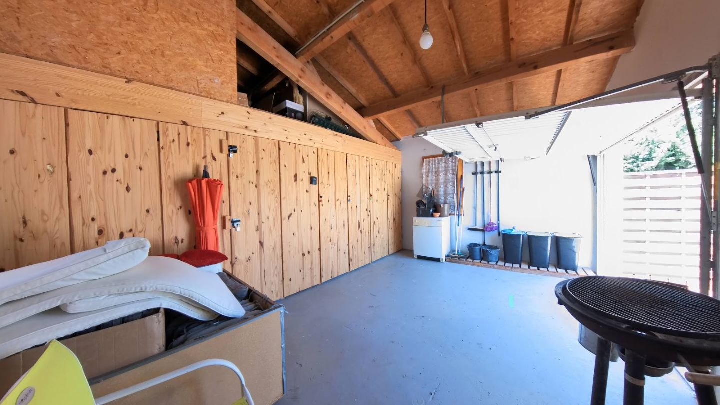 Villa 135m² avec 3 chambres, piscine, 2100m² à Castelnau-d'Aude