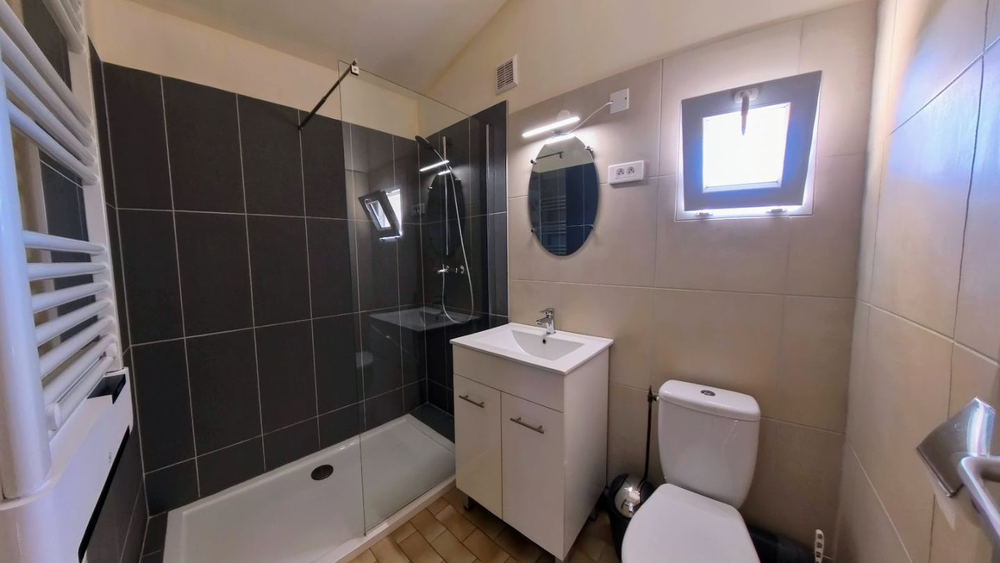 Maison contemporaine à vendre  - 5 pièce(s) - 100m2 - Cesseras (34210)